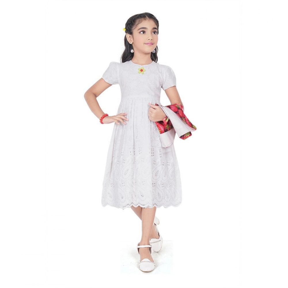 Girl's Heavy Chicken Printed Short Sleeve Round Neck Dress (White)